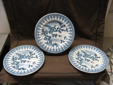 Très beau lot de 3 assiettes