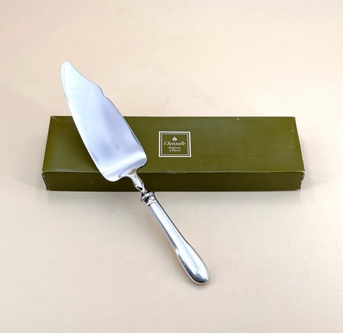 Pelle tarte coupante - pelle,