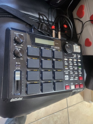 Akai professional mpc500 music - akai,
