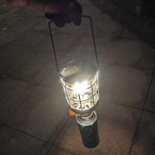 Lanterne à gaz de camping