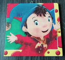 Cadre bois peint à la main  " OUI-OUI " 20 X 20 cm