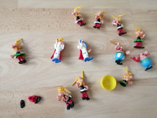 LOT DE 12 FIGURINES ASTERIX KINDER 1991