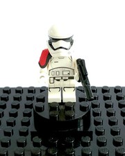 LEGO STAR WARS Episode 7 - FIRST ORDER STORMTROOPER OFFICER - sw0664, set 75104