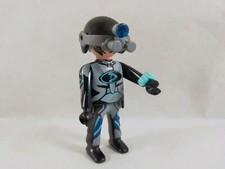 sympa personnage futur    Playmobil (   planète   ) 0373