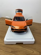Lamborghini Urus 1/18 AUTOart