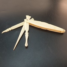 Set de manucure Nécessaire ancien pliant de voyage Art populaire XIXe