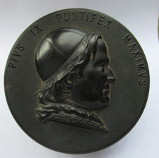 ANCIEN PAPE PIE 9 PIUS IX MEDAILLE MEDAILLON PRESSE PAPIER BOIS DURCI 115 x38 mm