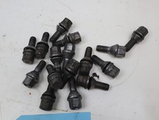 Goujon de roue occasion