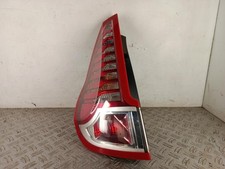 Feu arriere principal droit