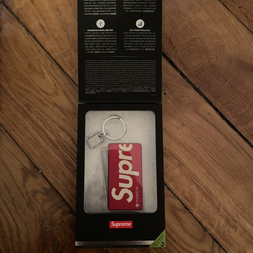 Supreme nyc mophie 2015 - supreme,