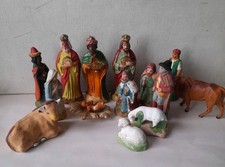 Ancienne creche de 14 Santons