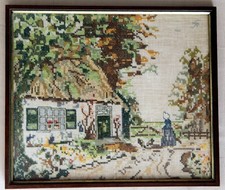 CHAUMIERE : broderie à points comptés encadrée