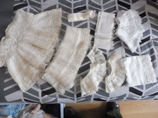 lot de  dentelles anciennes pour vétements de poupées