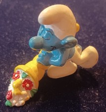 Figurine Schtroumpf Corne d'Abondance. Occasion.