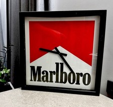 Ancienne grande horloge murale publicitaire Marlboro déco bar restaurant déco