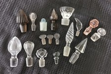 Lot de 17 bouchons pour Flacons et Carafes en cristal taillé ou verre