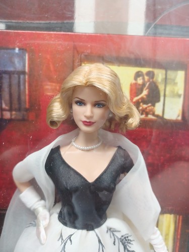Grace kelly rear - grace,