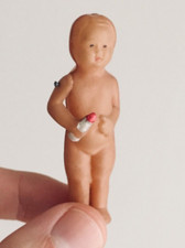 1 Rare bébé miniature nouveau né nourrisson poupée baigneur poupon articulé bibe