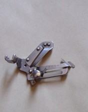 §- accessoire ancien machine à coudre SINGER référence SIMANCO 35931