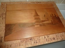 ÉGLISE DE MARQUETERIE EN BOIS