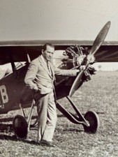 AVION TYPE ALBERT  LE PILOTE LIEUTENANT JOUBLIN  EXPEDITION POLE NORD 1950 N° 12