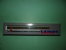 LS MODELS voiture voyageurs