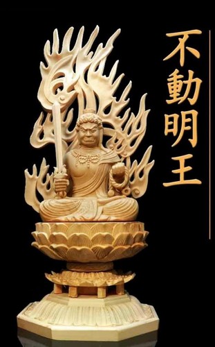 Statue bouddhiste japonaise