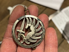 insigne de béret parachutiste métropolitain - légion ( Drago Romainville )