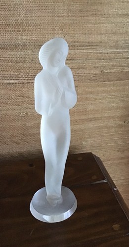 Statuette femme verre - en,