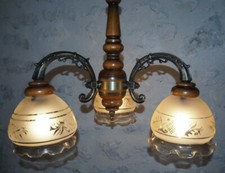 Suspension 3 branches en bronze et ses globes en verres fumés dentelés 