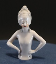 Demi figurine antique half doll germane porcelaine Deutschland femme elegante