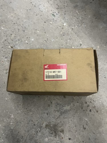 17210 mr7 601 honda rc30 - rc30, vfr