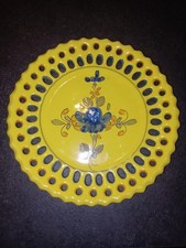 Assiette ajourée Faïence Martre T - Décor Vx Martres et Vx Montpellier - Signé