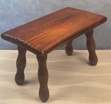 Banc de dentellière en bois naturel assise en pichepin art populaire