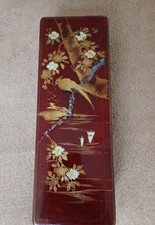 Grande boîte à gants en bois laqué et incrustations de nacres.Chine, Japon