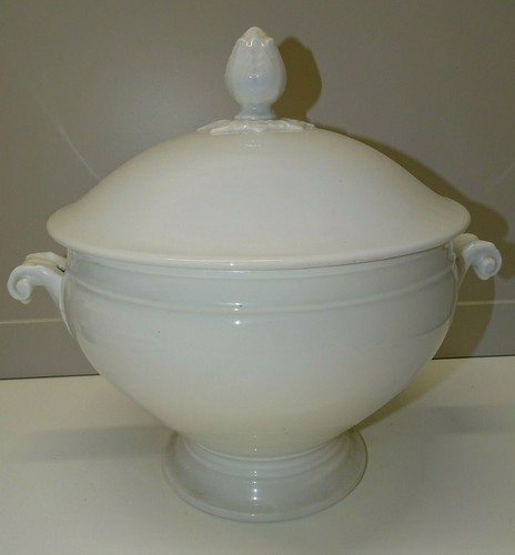 Belle ancienne soupiere - *belle,