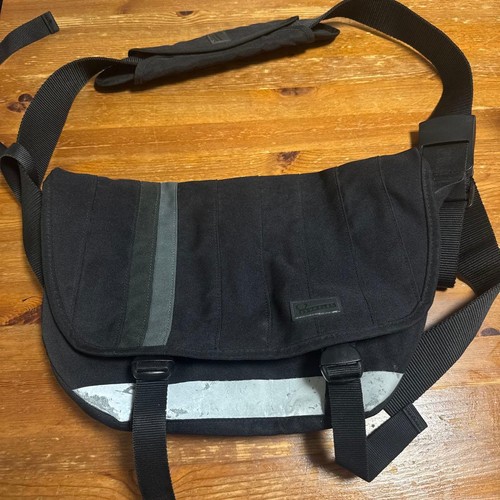 Crumpler messenger bag black - crumpler,