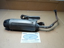 Silencieux d'échappement pour