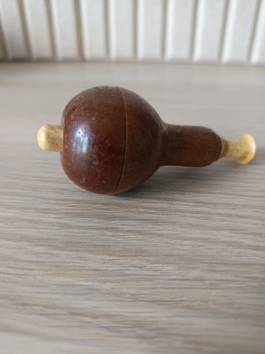 Ancien interrupteur poire - 🪵,