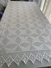 Ancien dessus de lit, vintage, au crochet fait main, coton blanc7224V9