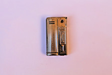 Briquet collector essence publicitaire CHESTERFIELD