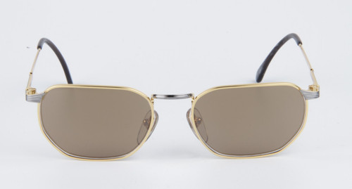 300 lunettes soleil - 300€, de