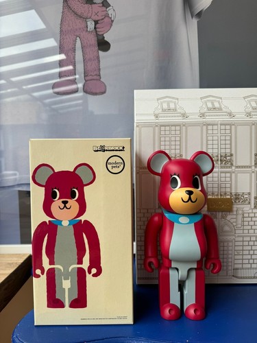 Bearbrick 400 modern pets - modern,