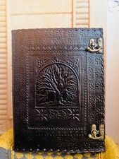 Classeur à anneaux en cuir