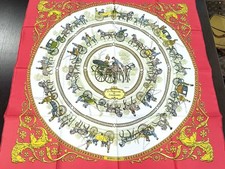 Foulard en soie rouge blanc