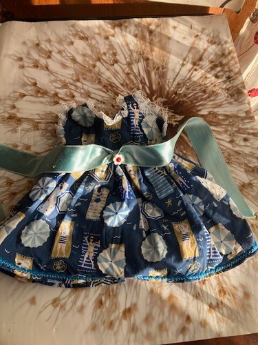 Robe pour poupee - robe,