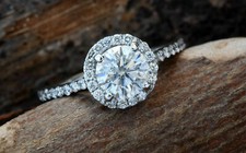 Bague halo de fiançailles or blanc 14 carats 2,10 ct coupe ronde moissanite b...