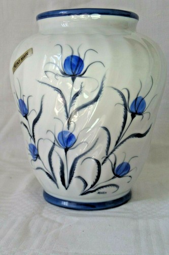 Vase artiste porcelaine de - , d'artiste