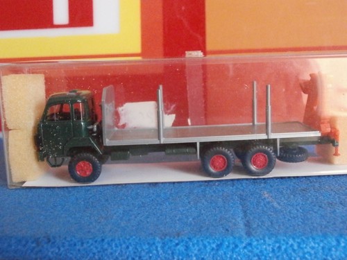 Neuf porteur saurer avec grue - neuf,