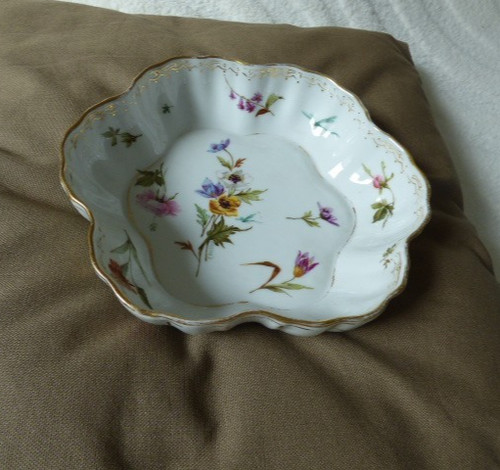 Coupe porcelaine dans le - coupe,